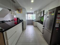 Blk 125 Serangoon North Avenue 1 (Serangoon), HDB Executive #584476661